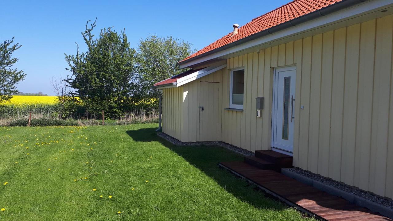 Ferienhaus Seestern Altefähr Exterior foto